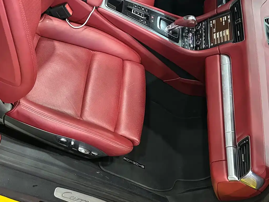 Porsche 911 2013 Carrera 4 Cabriolet 3.4L