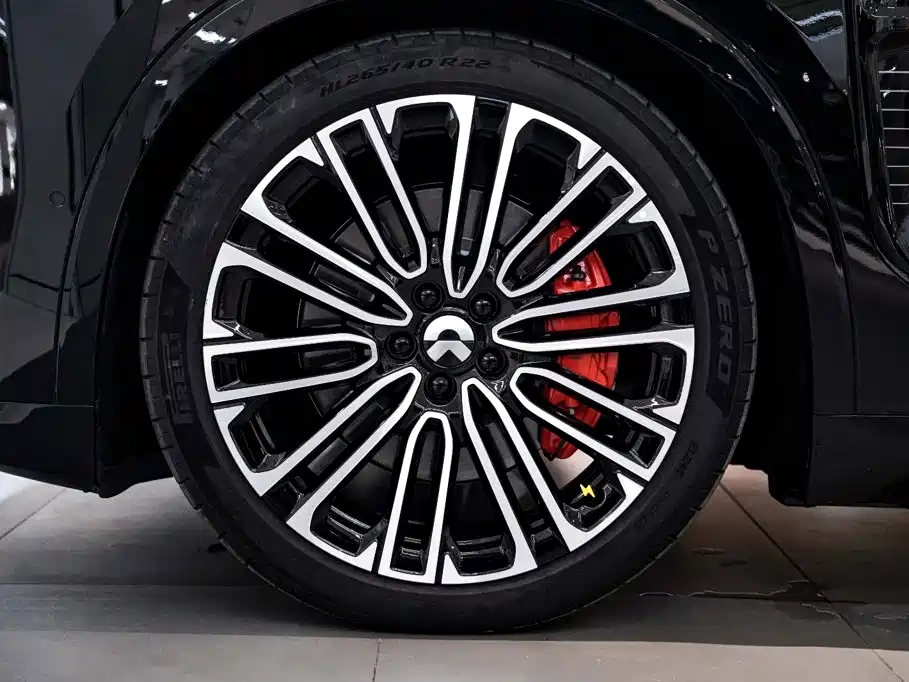 NIO ES8 — миниатюра 12