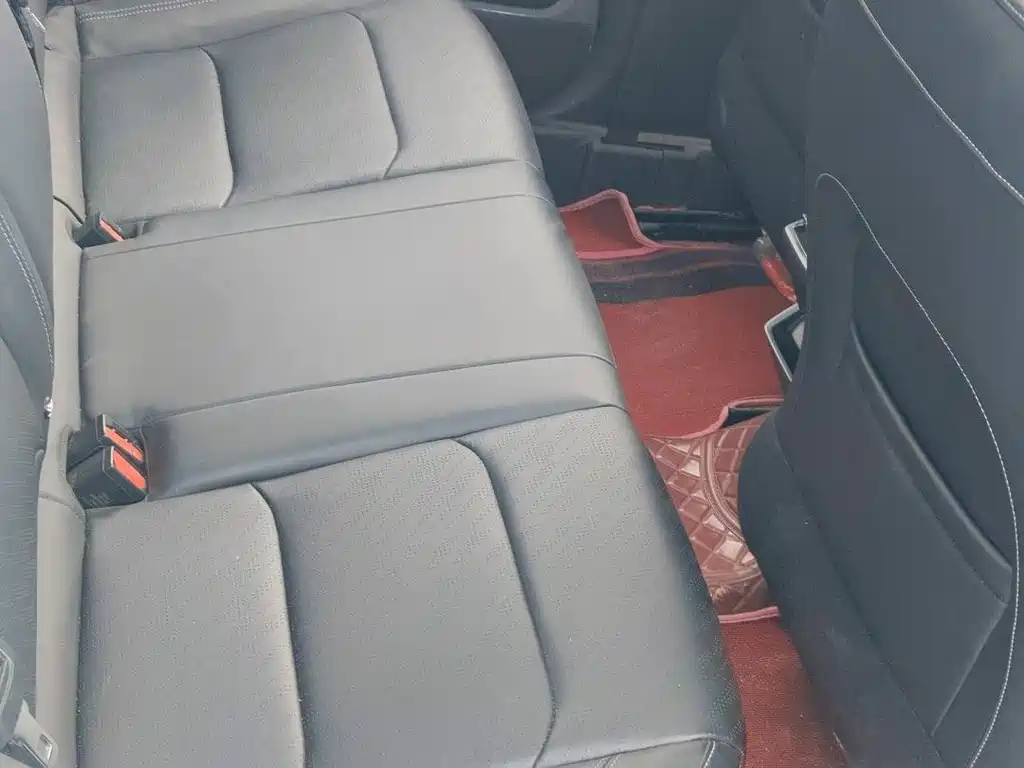 Geely Emgrand — миниатюра 8