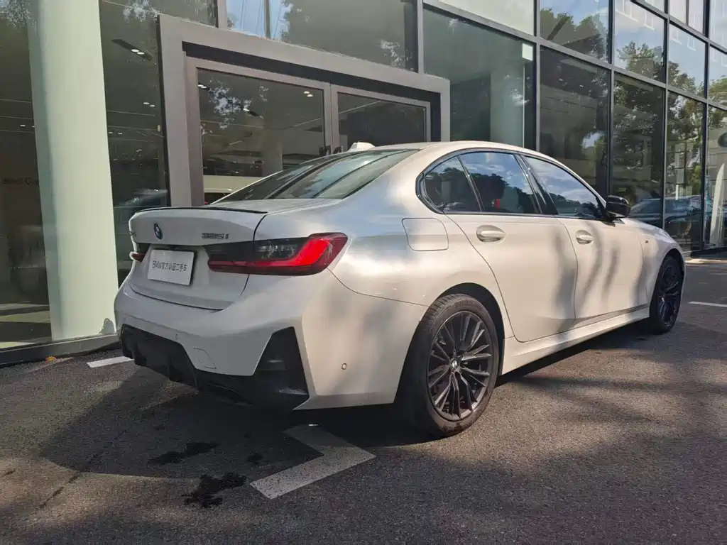 BMW 3 Series — миниатюра 9