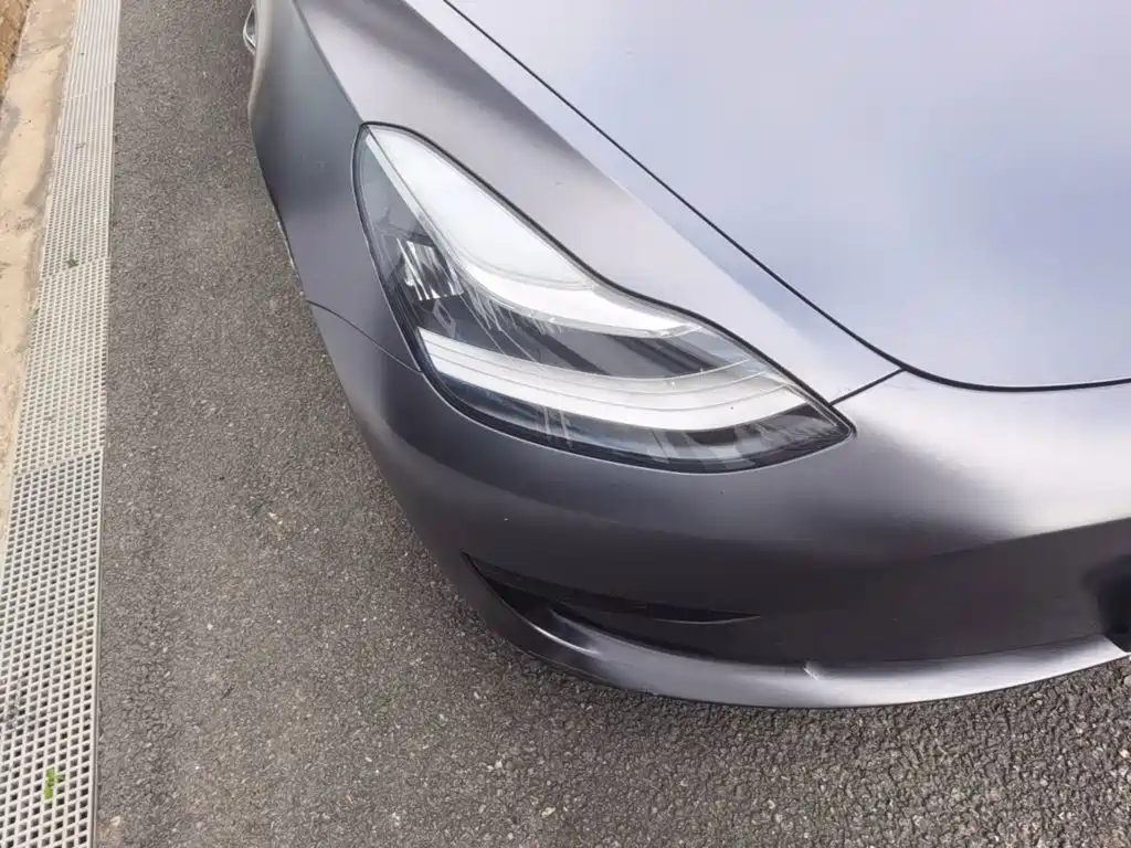 Tesla Model 3 — миниатюра 11
