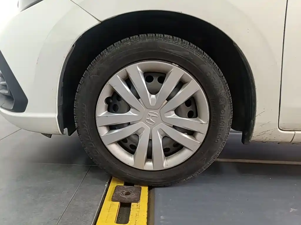 Honda Fit — миниатюра 23