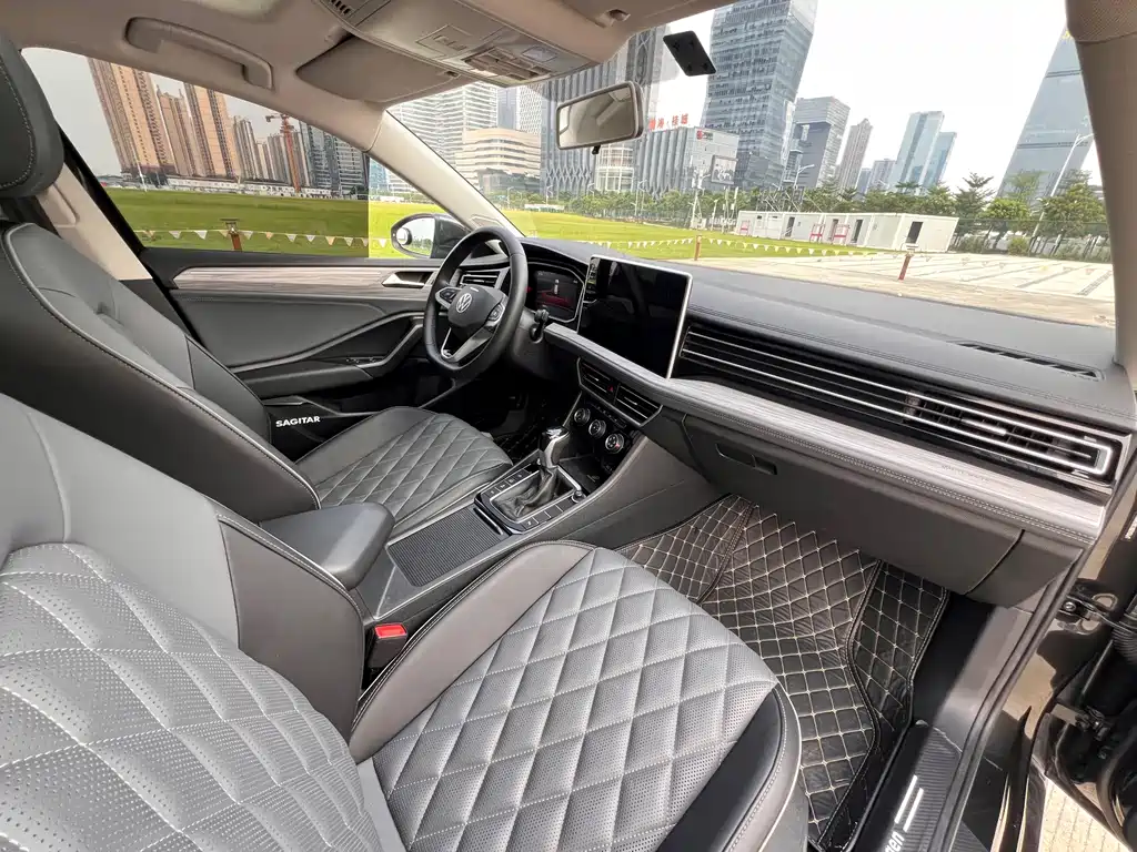 Volkswagen Sagitar — миниатюра 12