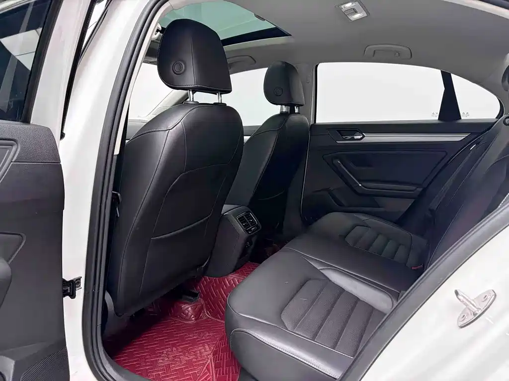 Volkswagen Lamando 2019 280TSI DSG Comfort V