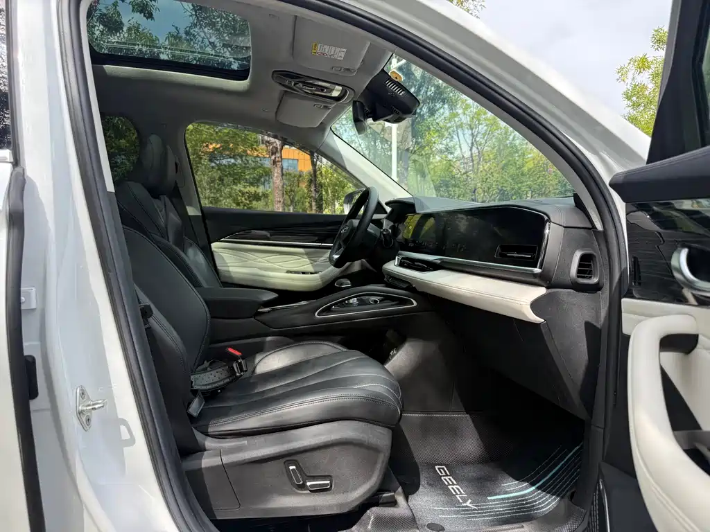 Geely Xingyue L — миниатюра 10