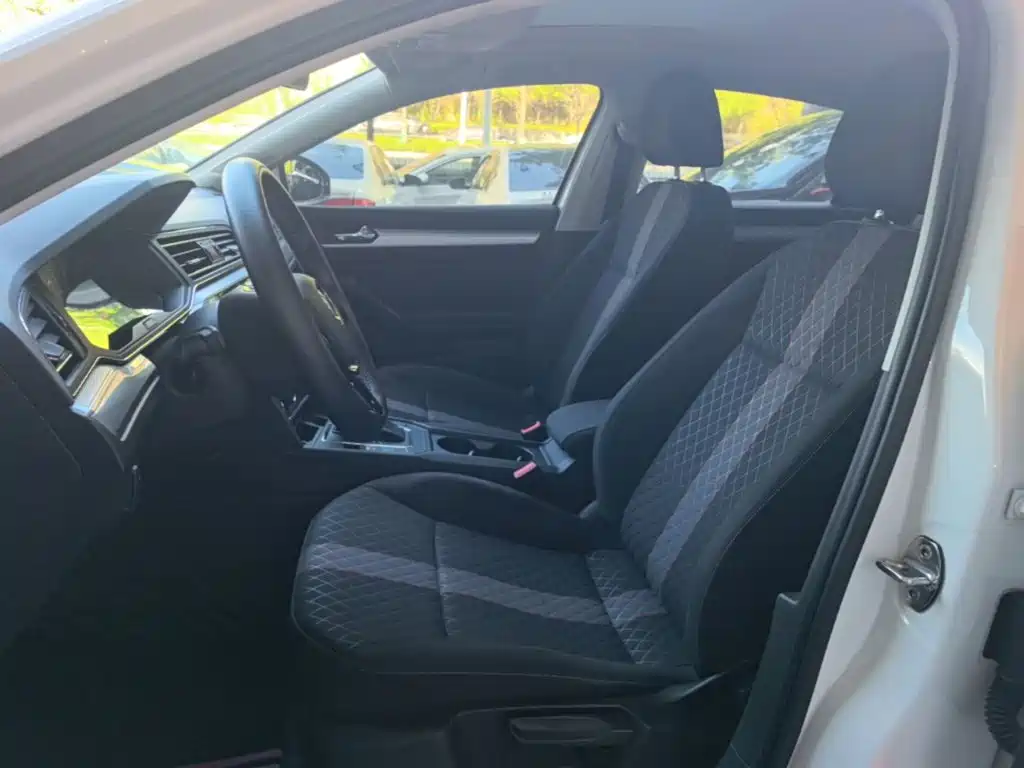 Volkswagen Lamando — миниатюра 15