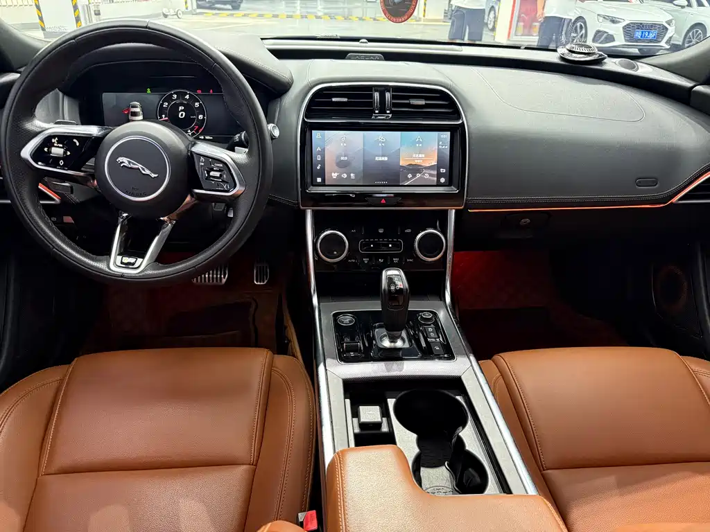 Jaguar XEL — миниатюра 6