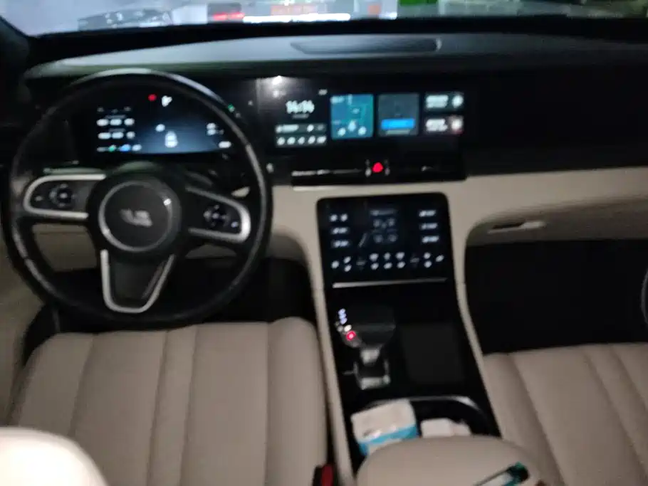 Li Auto Li ONE — миниатюра 12