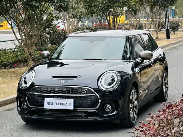 MINI CLUBMAN