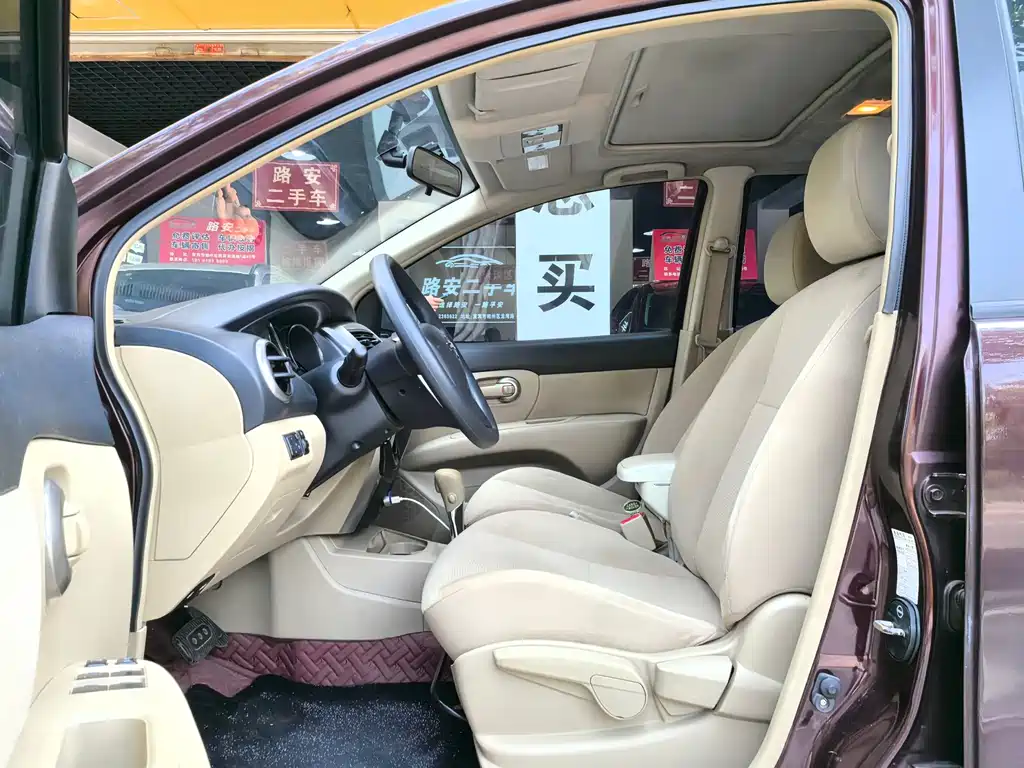 Nissan Livina — миниатюра 11