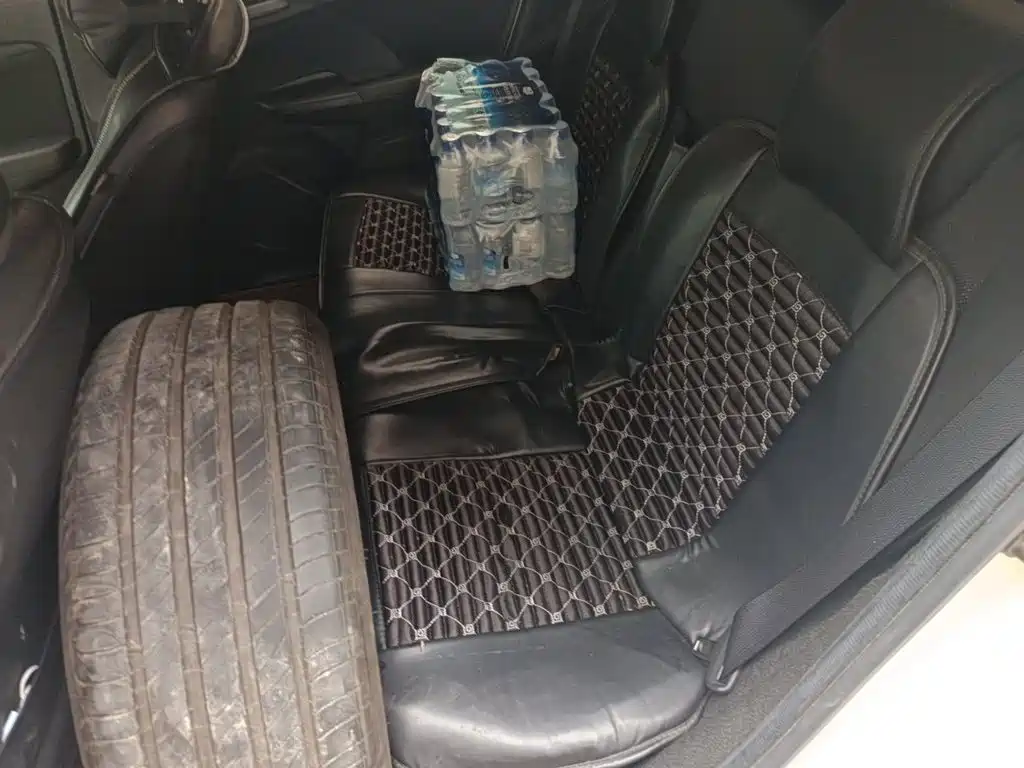 Honda Fit — миниатюра 18