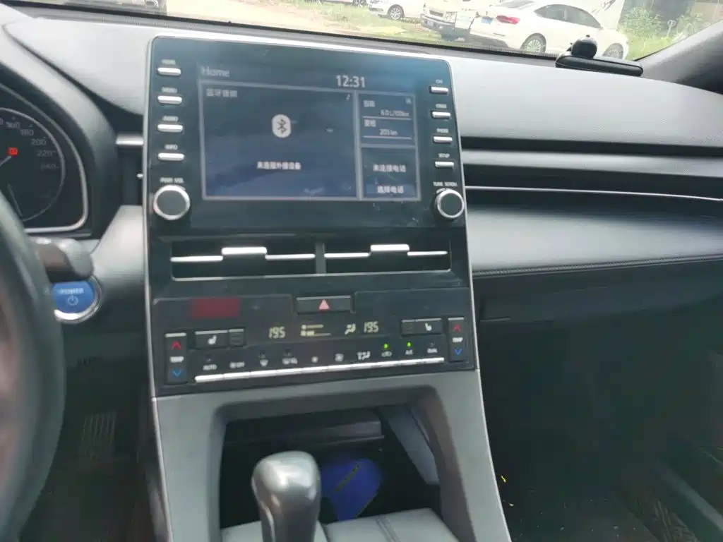 Toyota Avalon — миниатюра 6