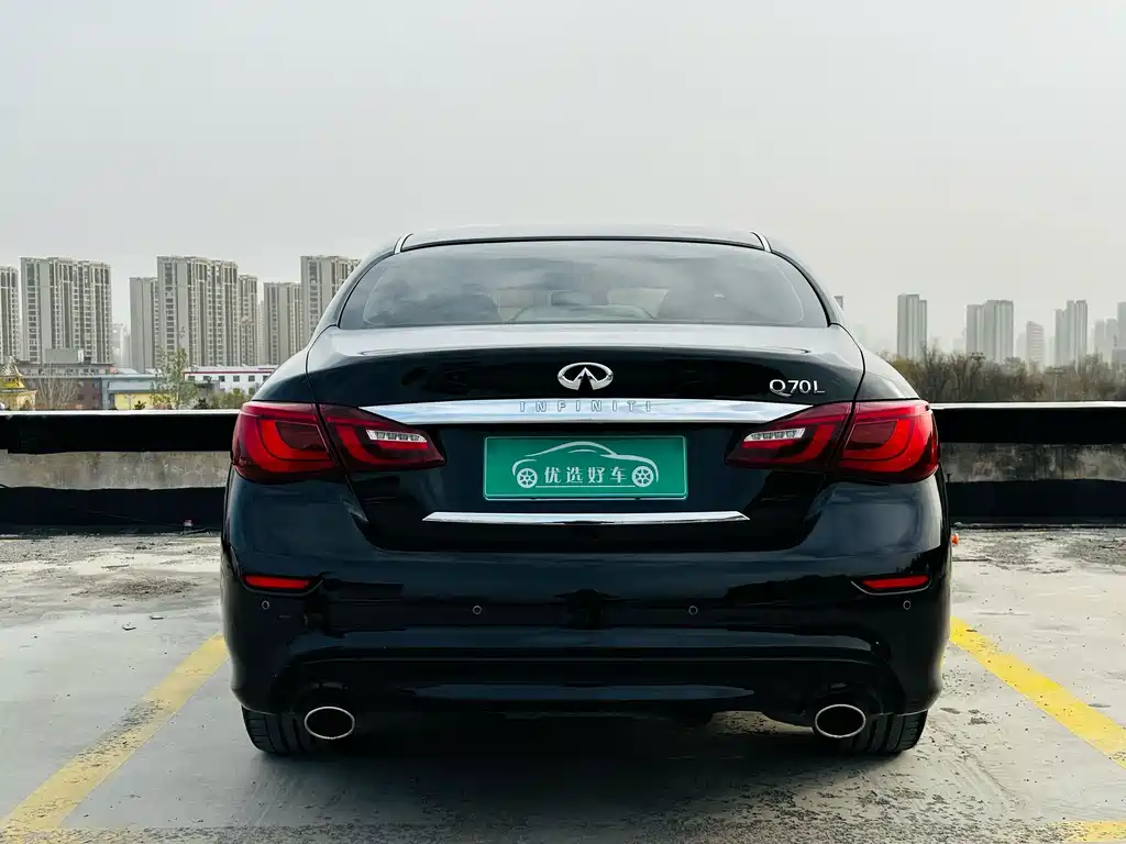 Infiniti Q70 — миниатюра 8