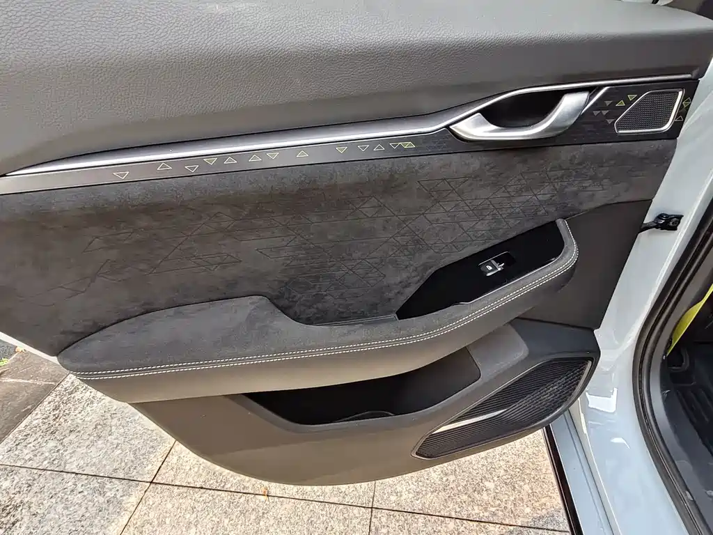 Geely Xingrui — миниатюра 10