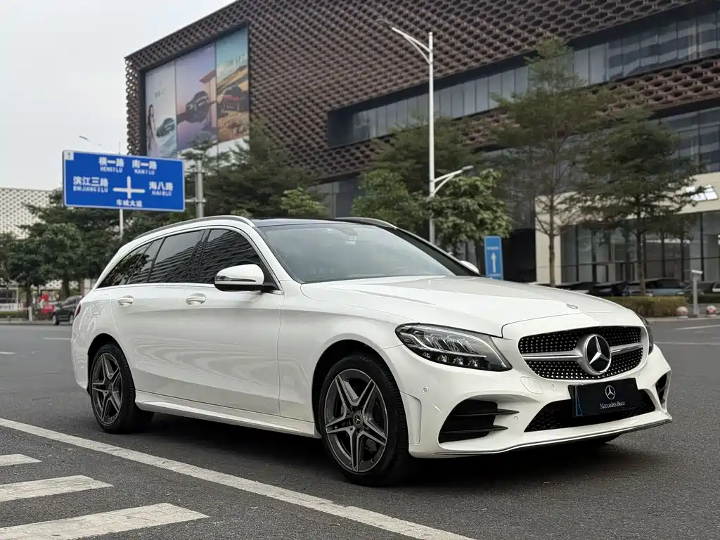 MERCEDES-BENZ C CLASS