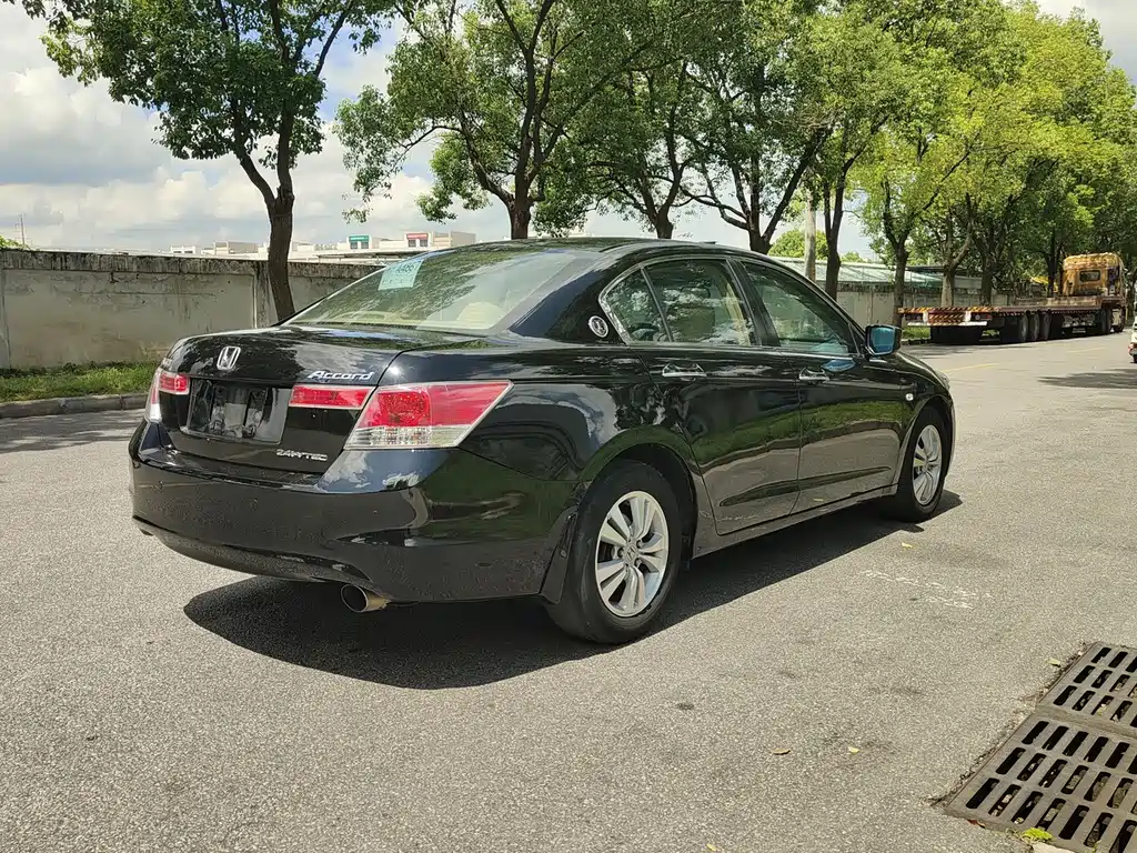 Honda Accord — миниатюра 5