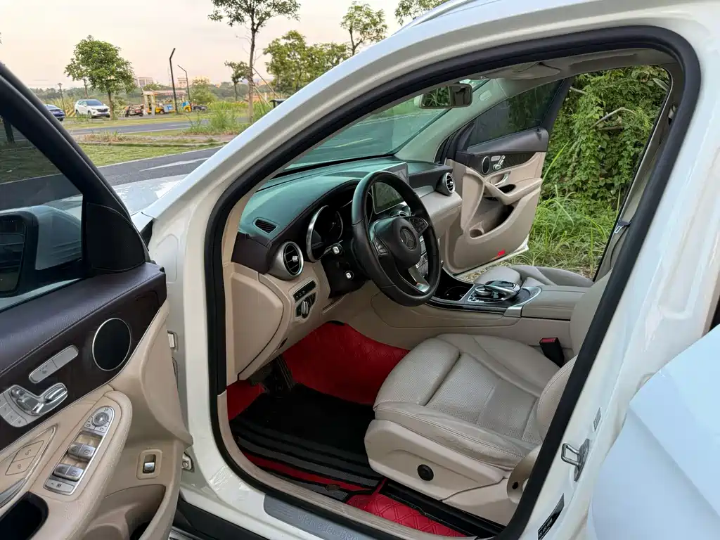 Mercedes-Benz GLC — миниатюра 8