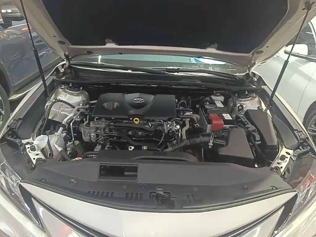 Toyota Camry — миниатюра 20