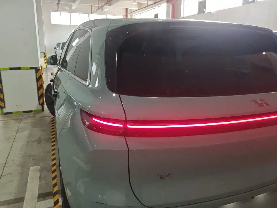 Li Auto Li L6 — миниатюра 5