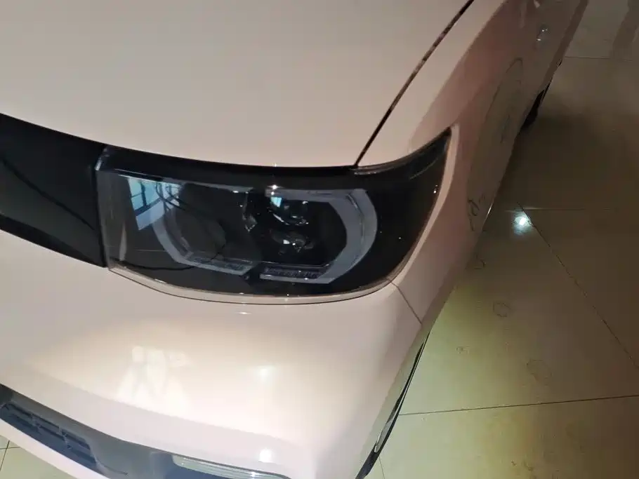 Wuling MINIEV — миниатюра 5
