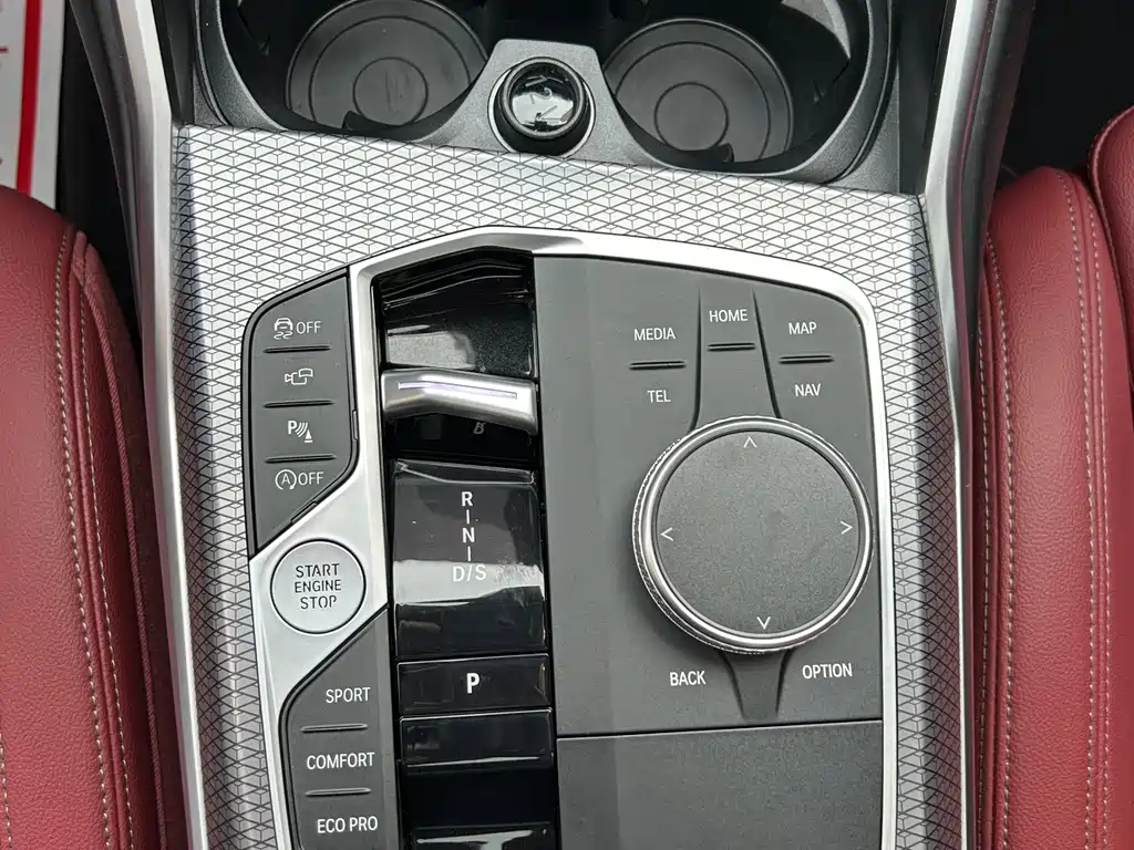 BMW 3 Series — миниатюра 24