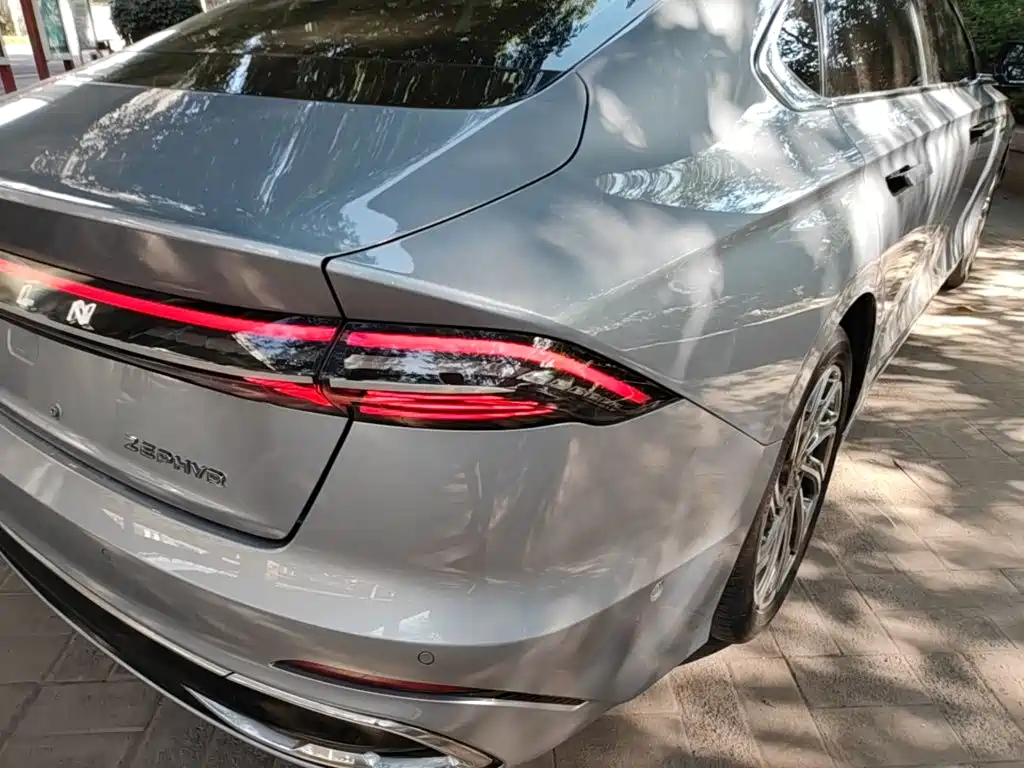 Lincoln Z — миниатюра 8