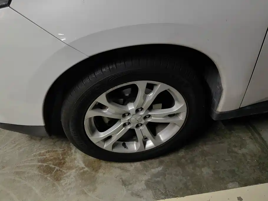 Mitsubishi Outlander (Import) 2.4L 4WD Luxury Navigation Edition 5 seats, фото 6