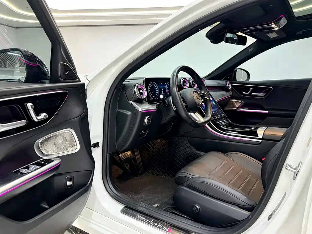 Mercedes-Benz C-Class — миниатюра 4