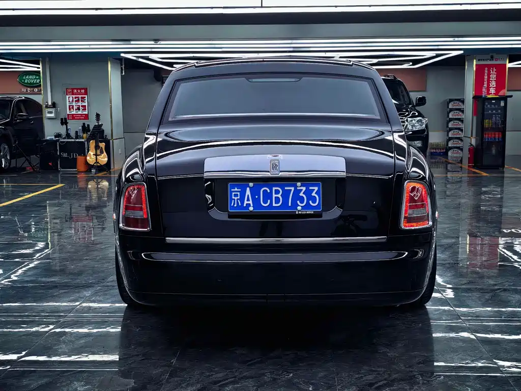 Rolls-Royce Phantom — миниатюра 26