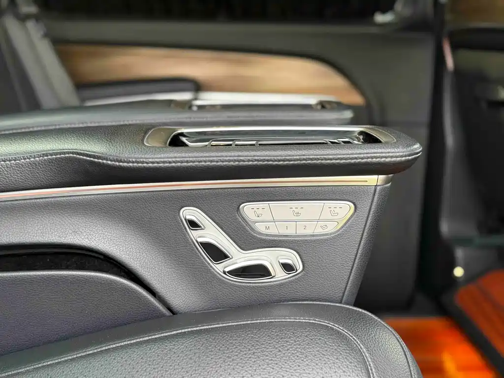 Mercedes-Benz V-Class V 2020 V 260 L Luxury