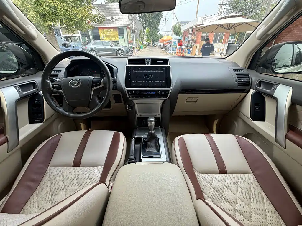 Toyota Prado (Import) — миниатюра 11
