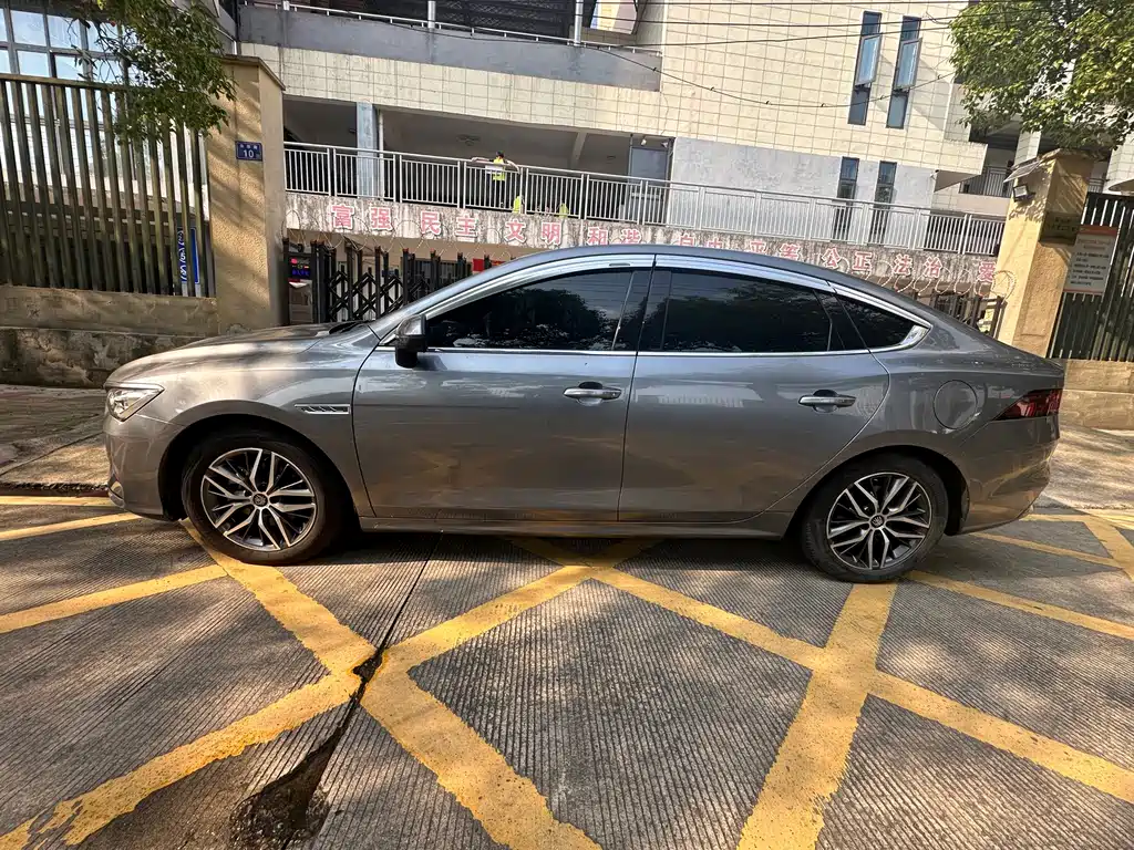 BYD Qin PLUS — миниатюра 4