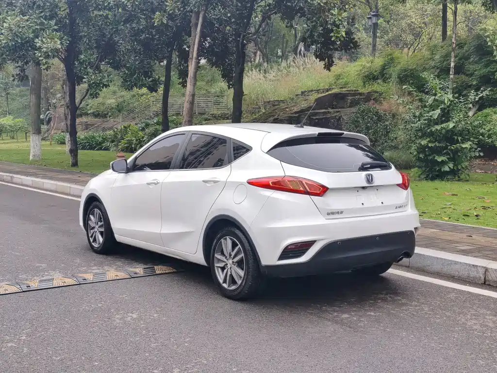 Changan Eado XT — миниатюра 5