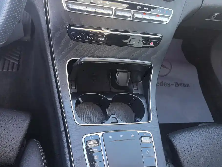 Mercedes-Benz C-Class — миниатюра 16