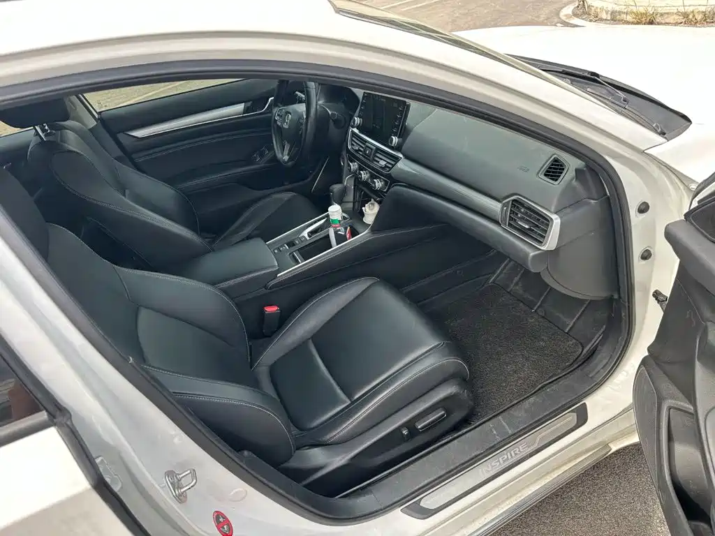 Honda Inspire — миниатюра 10
