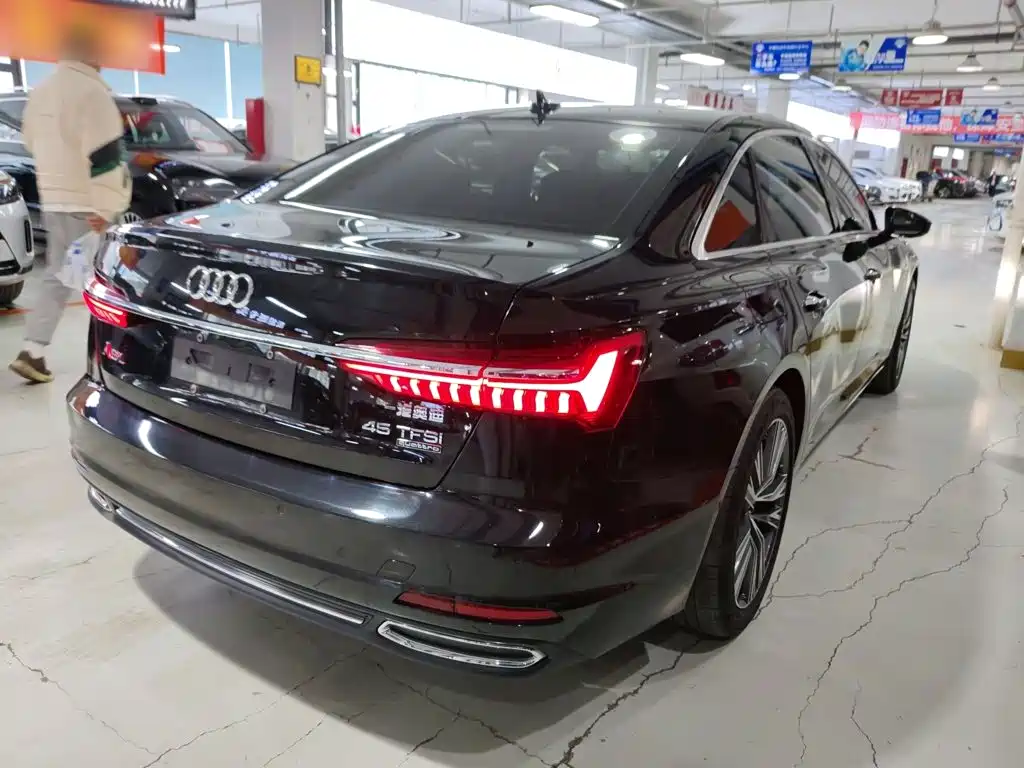 Audi A6L 2022 — фото 22