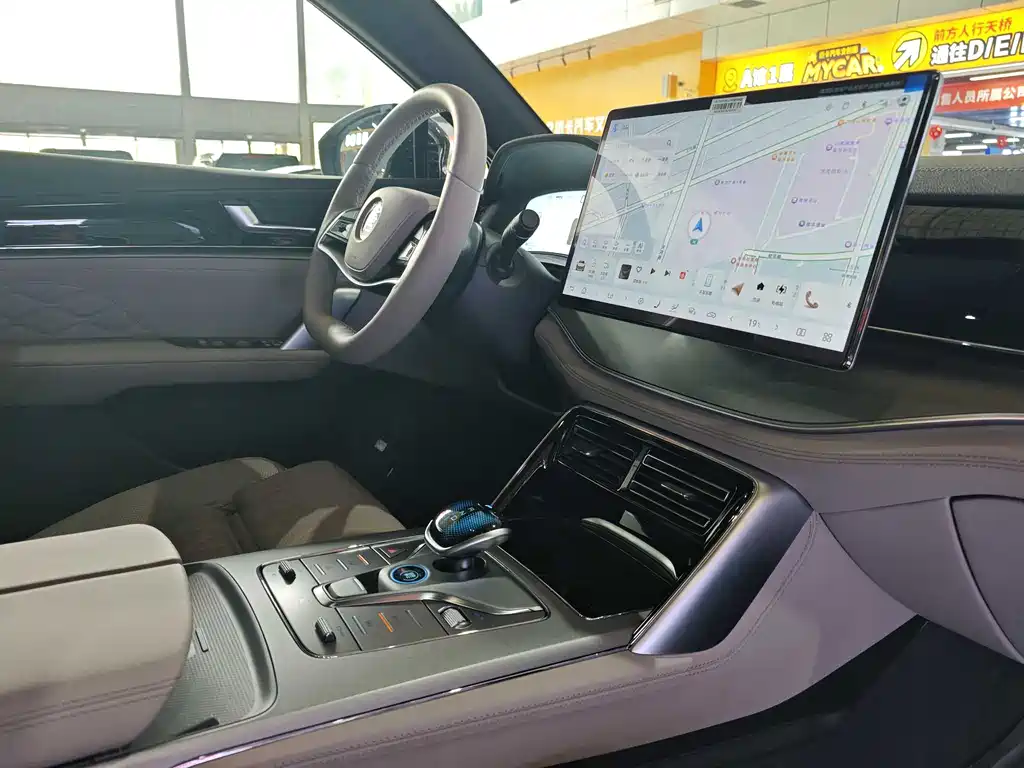 BYD Tang 2025 Smart Drive DM-i 115KM Flagship