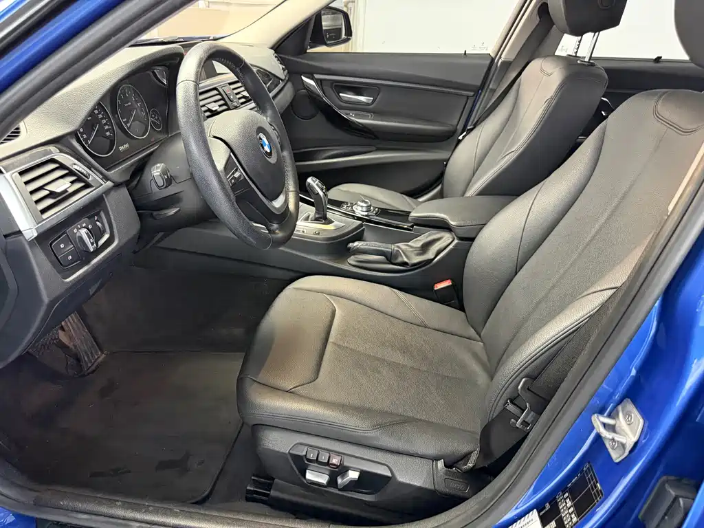 BMW 3 Series — миниатюра 5