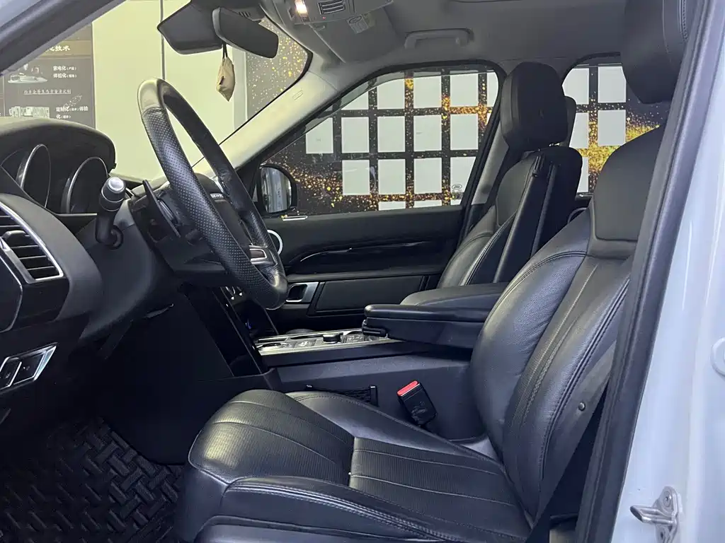 Land Rover Discovery — миниатюра 12
