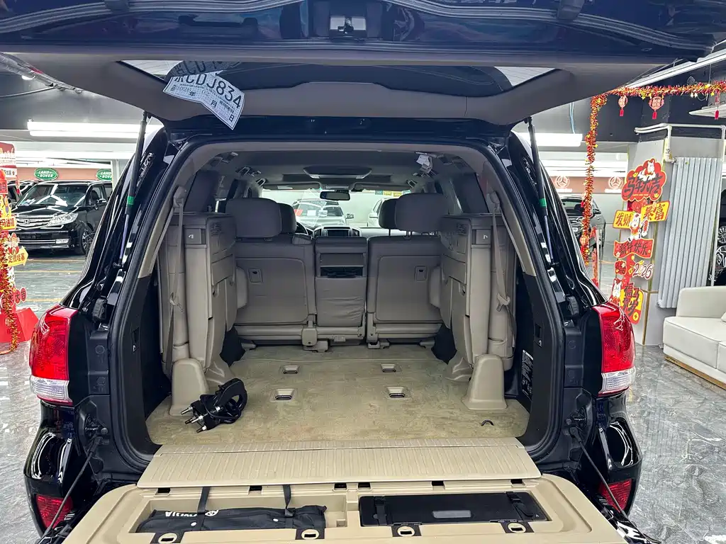 Toyota Land Cruiser — миниатюра 14