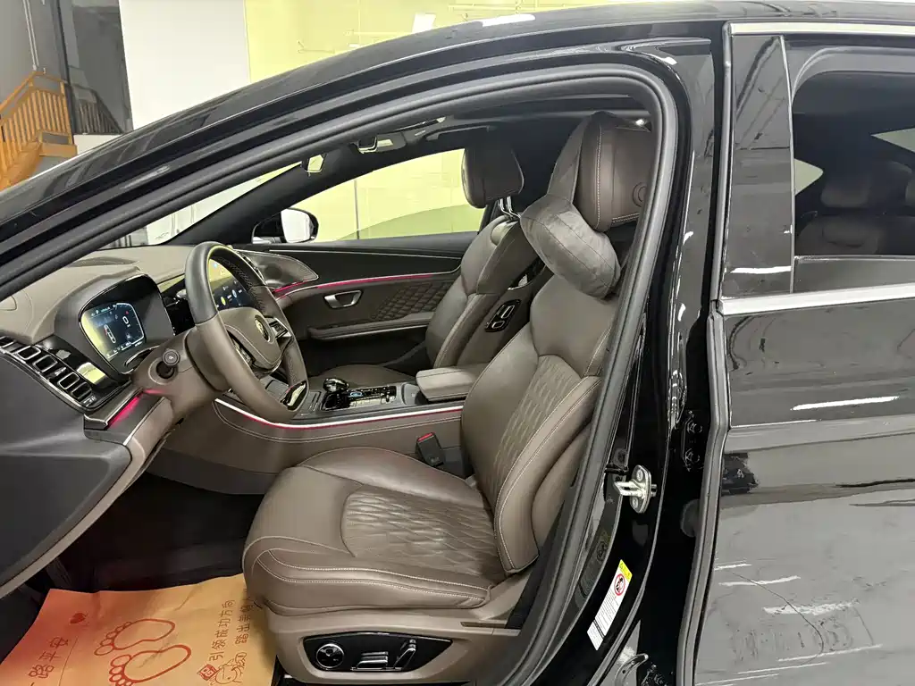 BYD Han — миниатюра 11