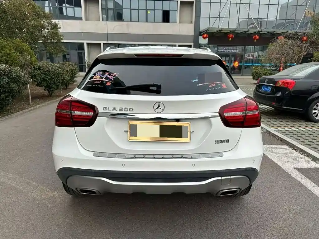Mercedes-Benz GLA — миниатюра 8