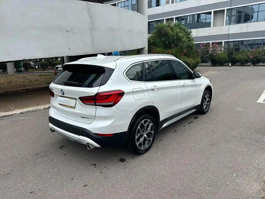 BMW X1 — миниатюра 7