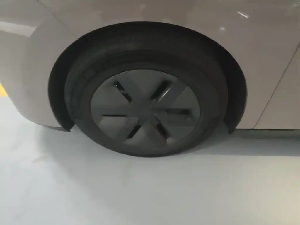 Li Auto Li MEGA — миниатюра 23