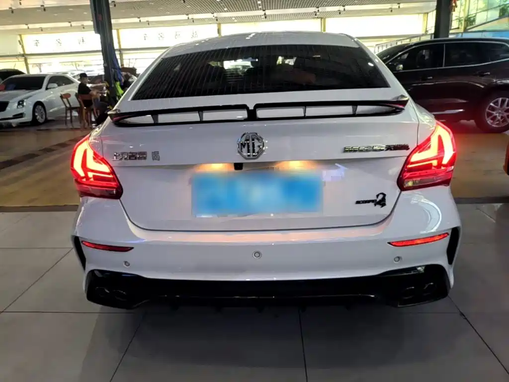 MG MG5 Scorpio — миниатюра 6