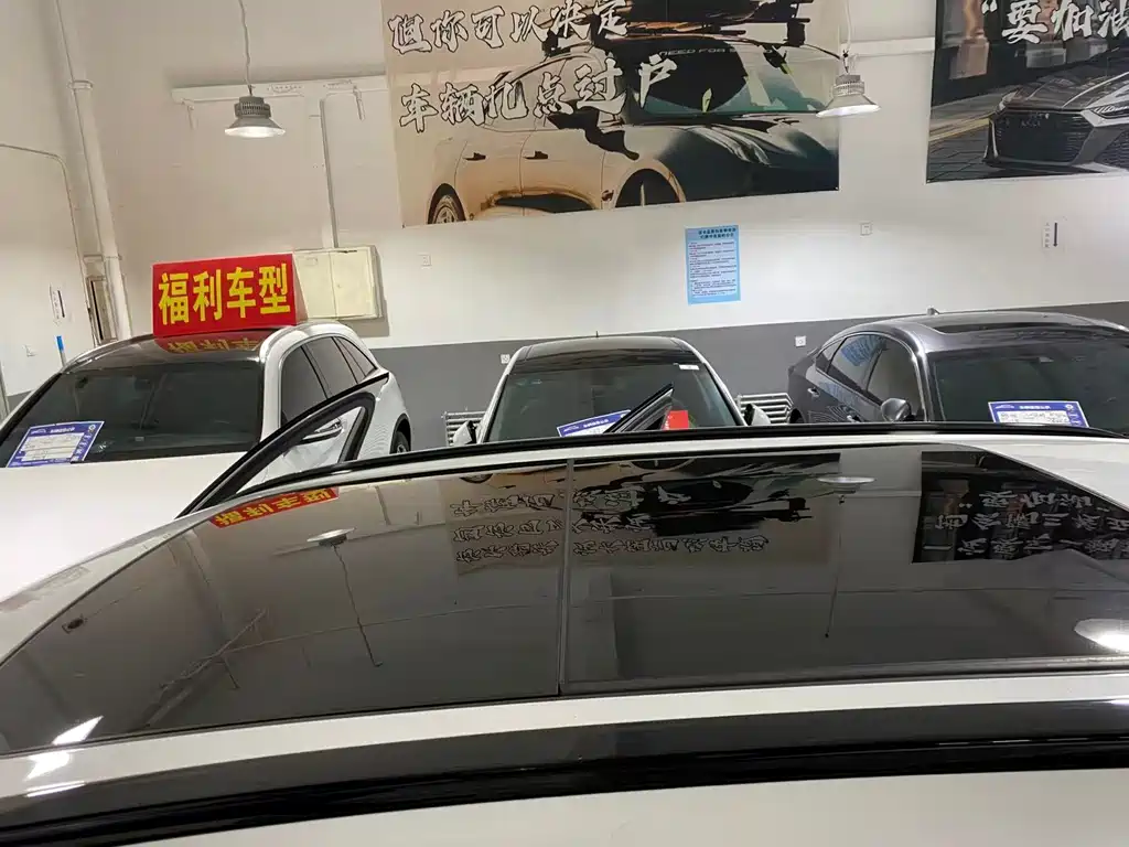 VOLVO XC60 PLUG IN HYBRID