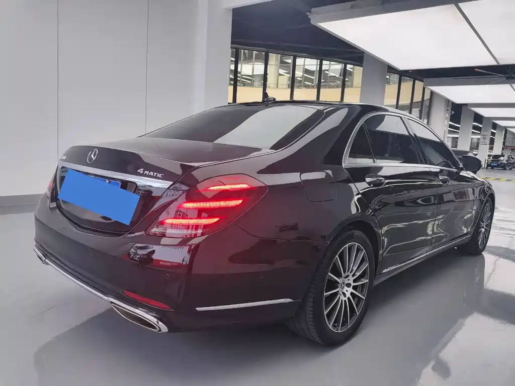 Mercedes-Benz S-Class — миниатюра 12
