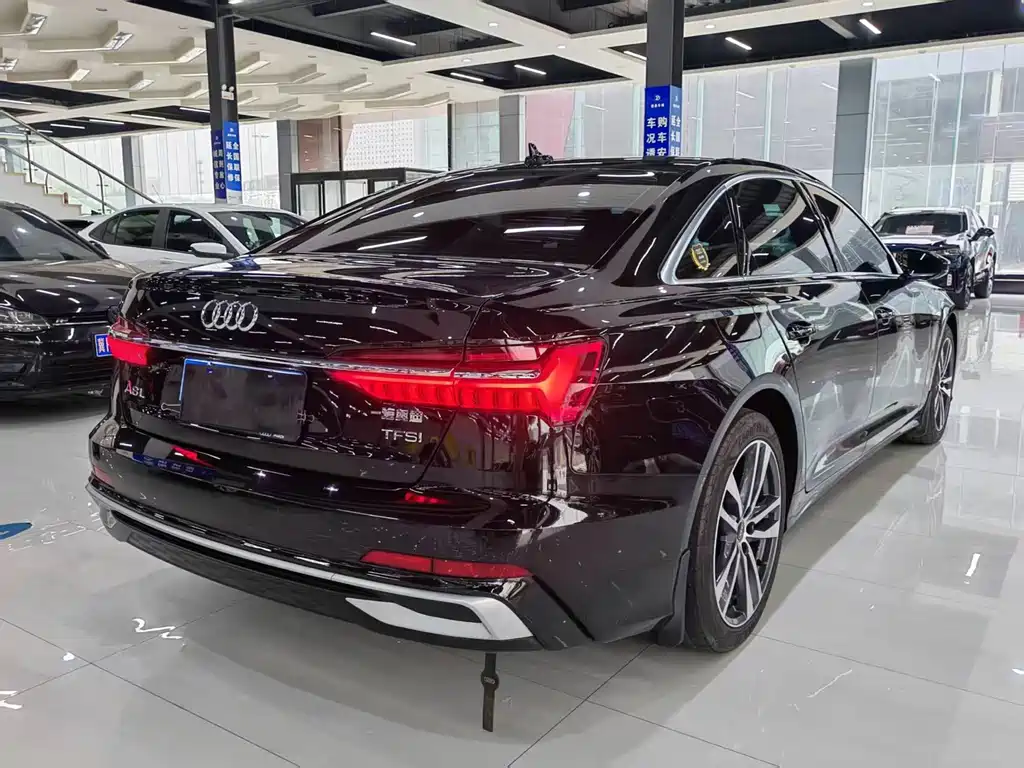 Audi A6L — миниатюра 10