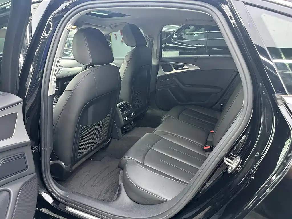 Audi A6L — миниатюра 5