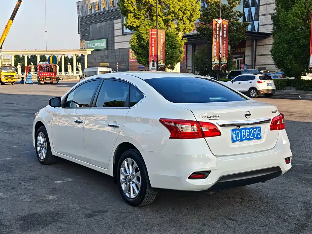 Nissan Sylphy — миниатюра 7